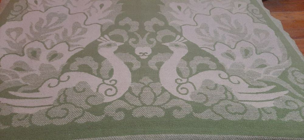 Одеяло верблюжая шерсть.в хорошем состоянии без дефектов.