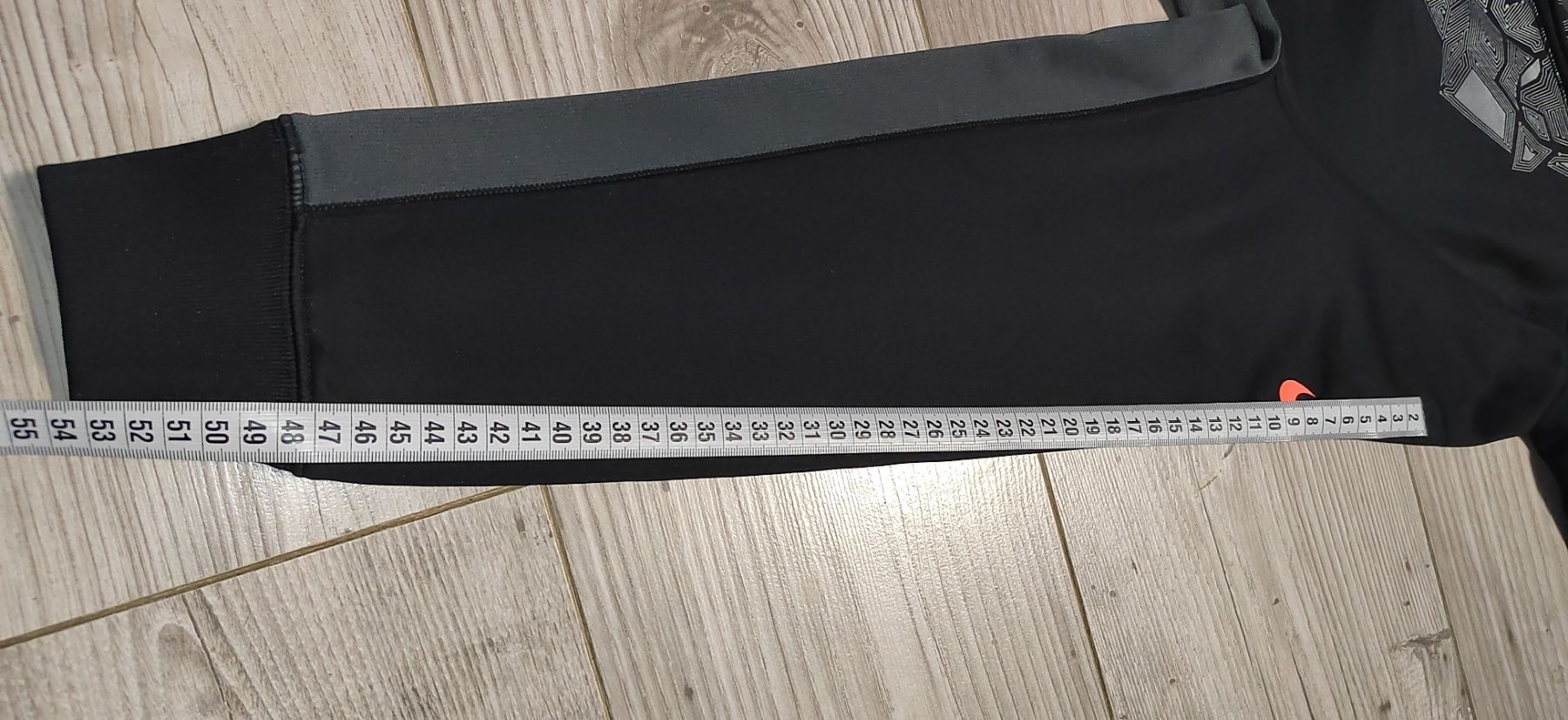 Nike Lebron Therma Fit суитшърт, размер L 147-158  см