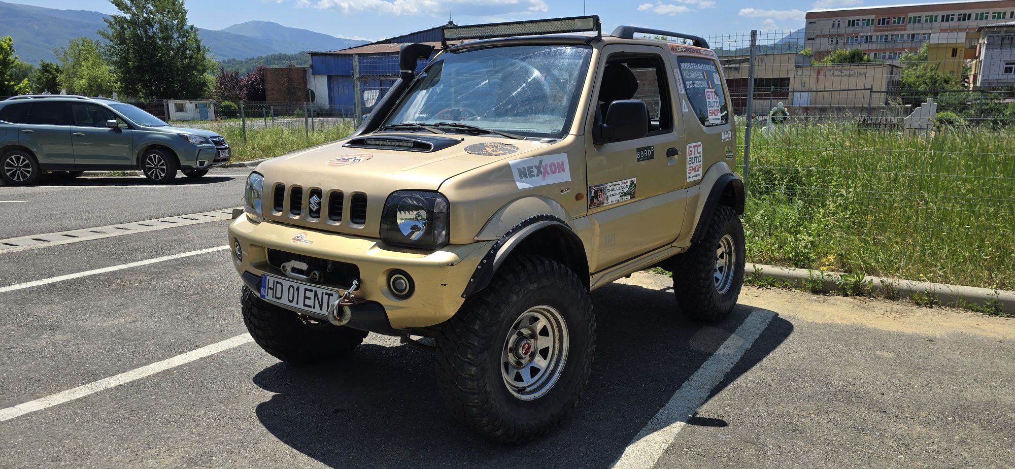Suzuki Jimmy impecabil poate fi folosit p orice teren , chiar concurs