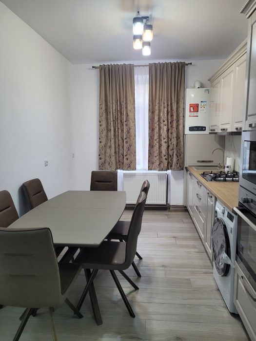 Vând apartament 2 camere