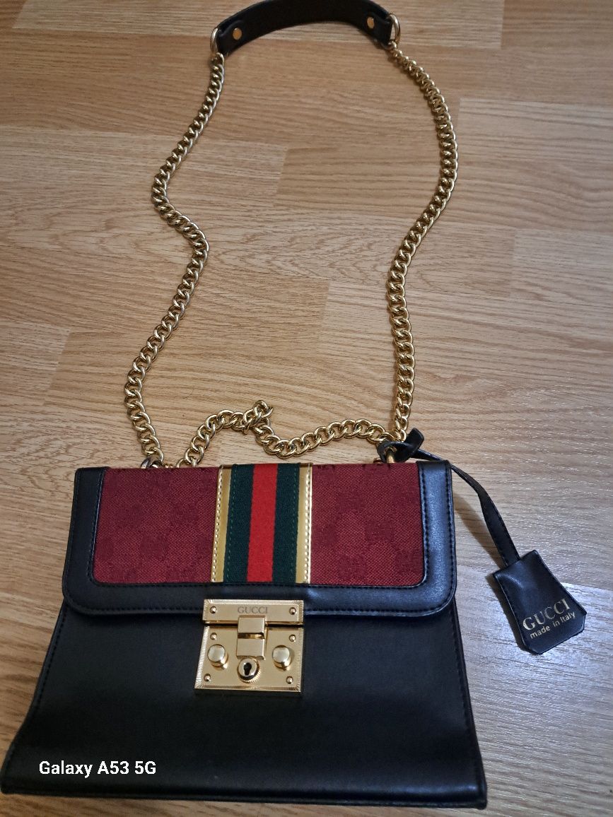 Чанта GUCCI без забележки 100лева.