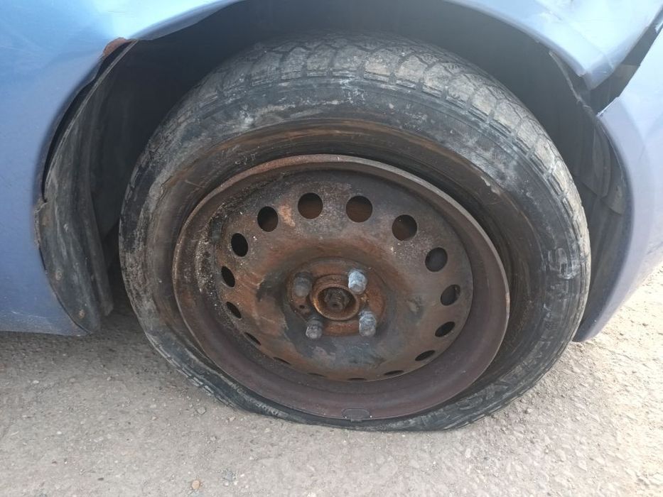 Dezmembrari  Nissan MICRA 3 (K12)  2003  > 2010 1.2 16V Benzina