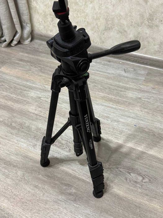 Штатив для фото и видео проффессиональный Yunteng VCT-690RM