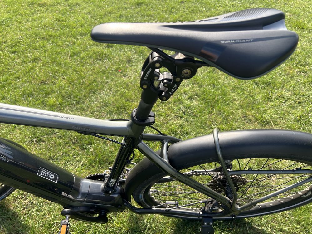 Bicicleta electrică Giant QUICK E+ schimb