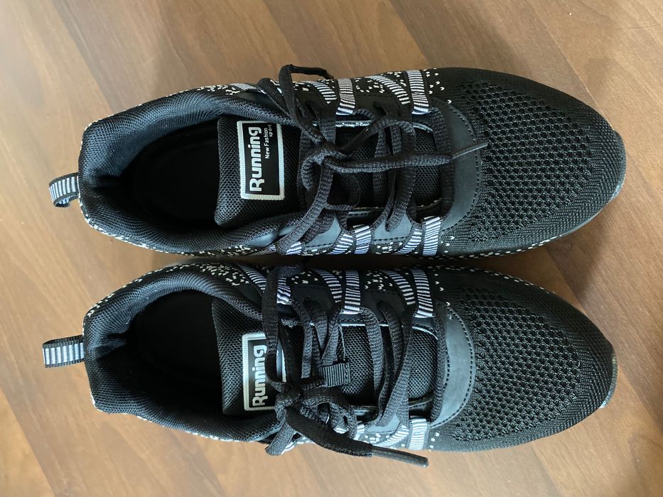 Pantofi sport, unisex, mărimea 40 (interior 25,5 cm)