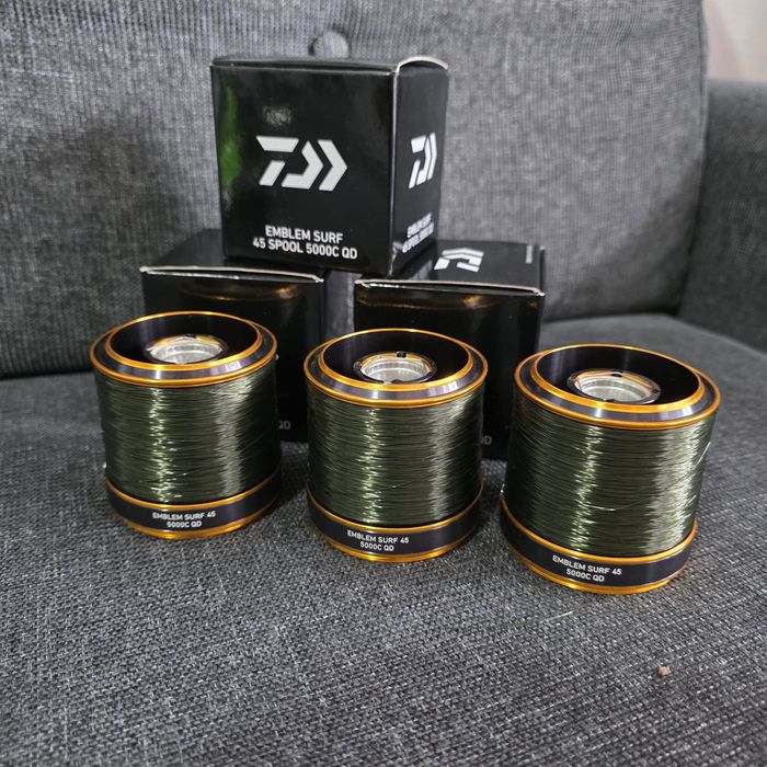 Mulinete Daiwa Emblem Surf 45 SCW QD