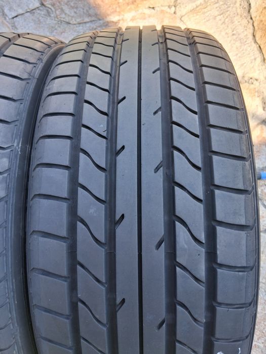 215 45 18 YOKOHAMA и Hankook