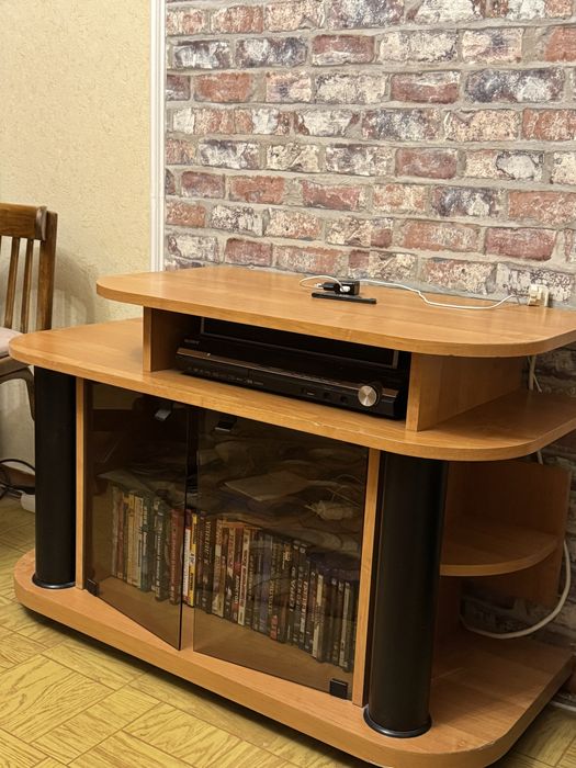 Продам тумбу срочно самовывоз