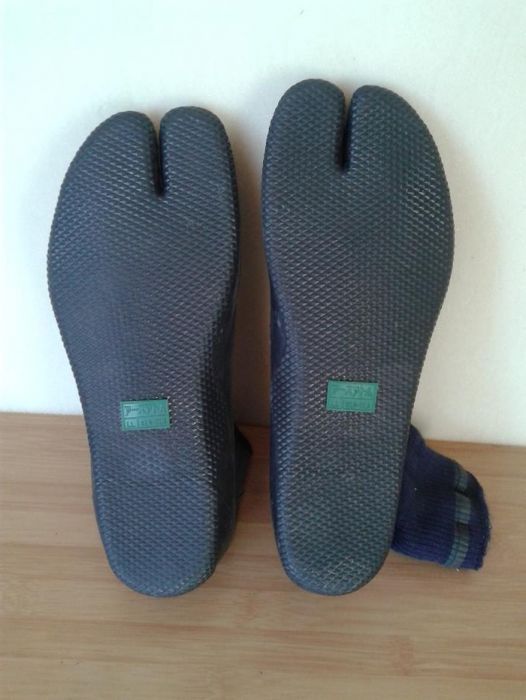 Tabi Split Toes Pantofii - 27 cm interior - nou original din Japonia