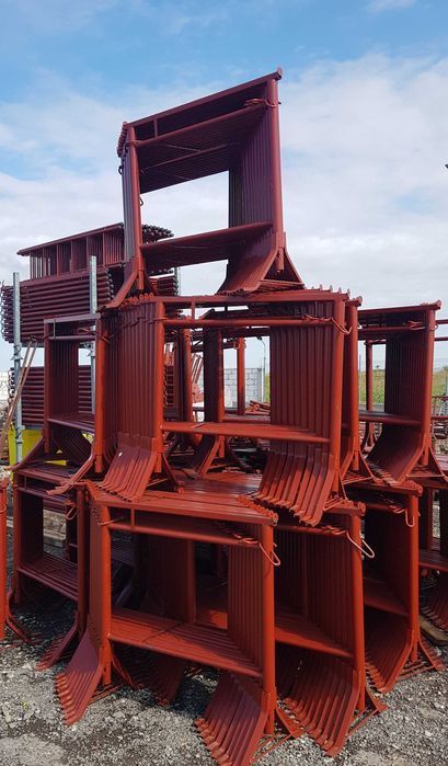 Vindem capre metalice zidarie, schela interior, cavaleti