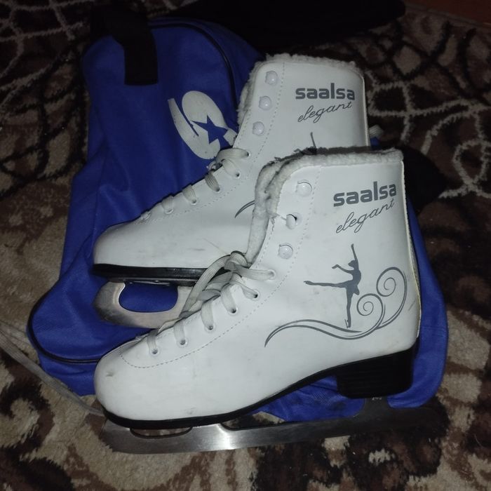 Продам    коньки. В хорошем состоянии.