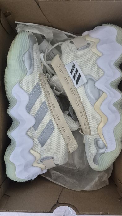 Кроссовки женские Adidas оригинал