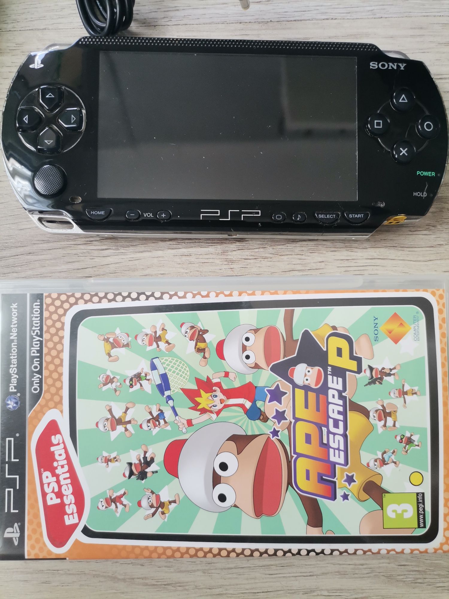 Игра PSP 1004 черна