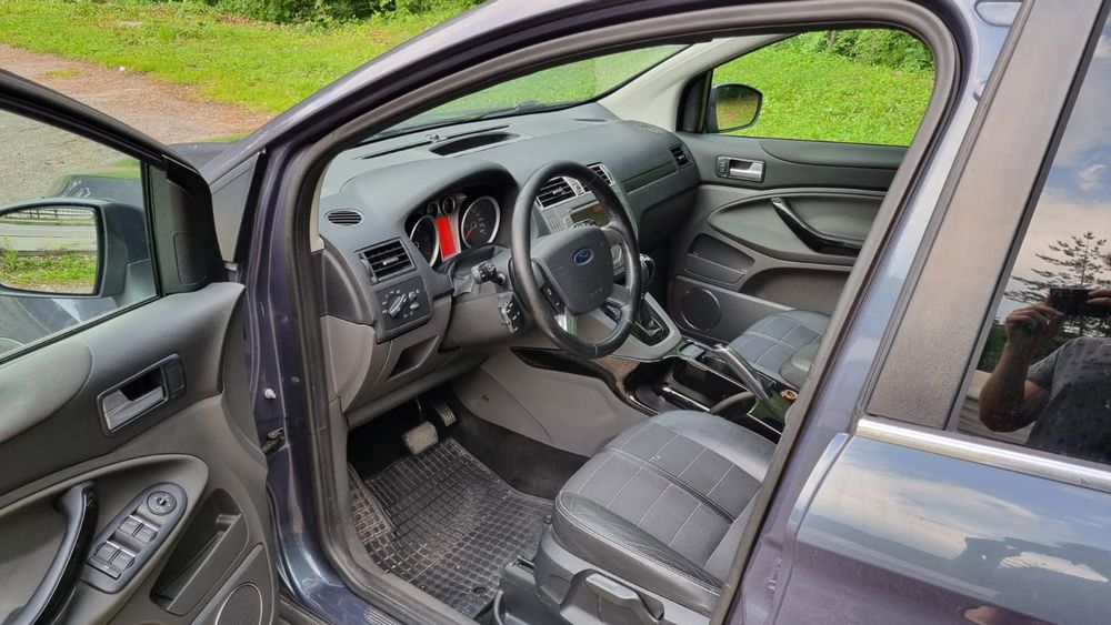 Ford Kuga 2.0 TDCi 4WD Automat Titanium