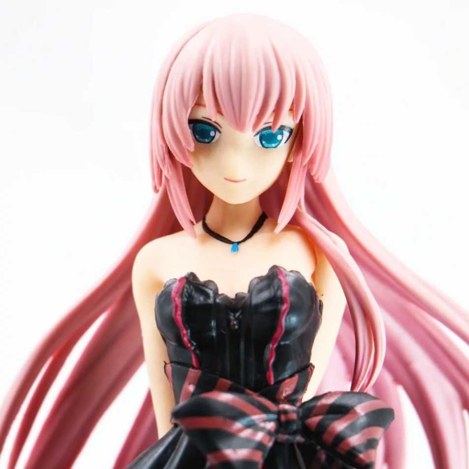 Figurina Megurine Luka 22 cm anime hatsune miku