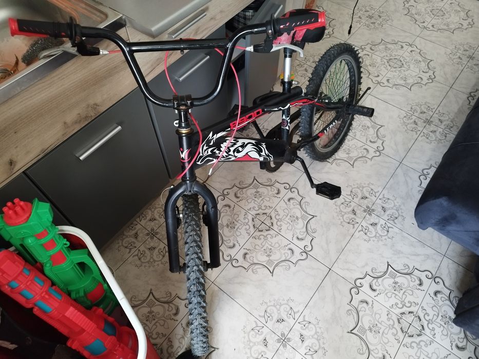 Bicicleta BMX perfect funcțional