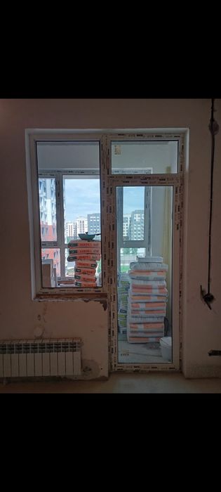 Продам окно двери от балкона 2,80 длина дверий общий ширина 1,60