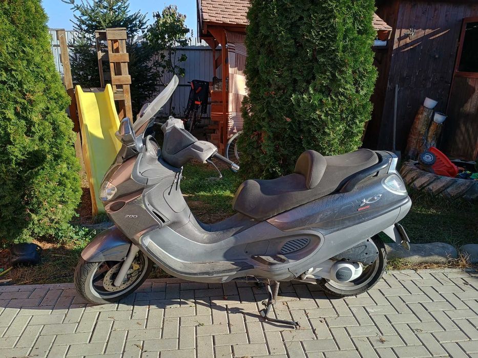 Piaggio x9 evolution 200