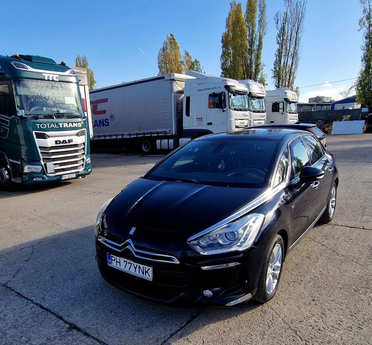 Citroën DS5 2.0 Hybrid 4x4 200hp( 163hp+27hp)