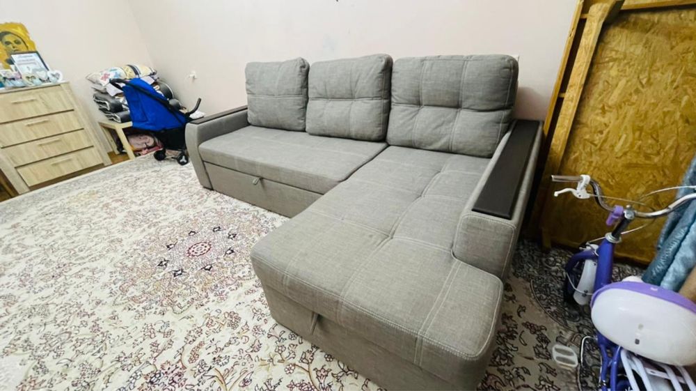 Продается Диван
