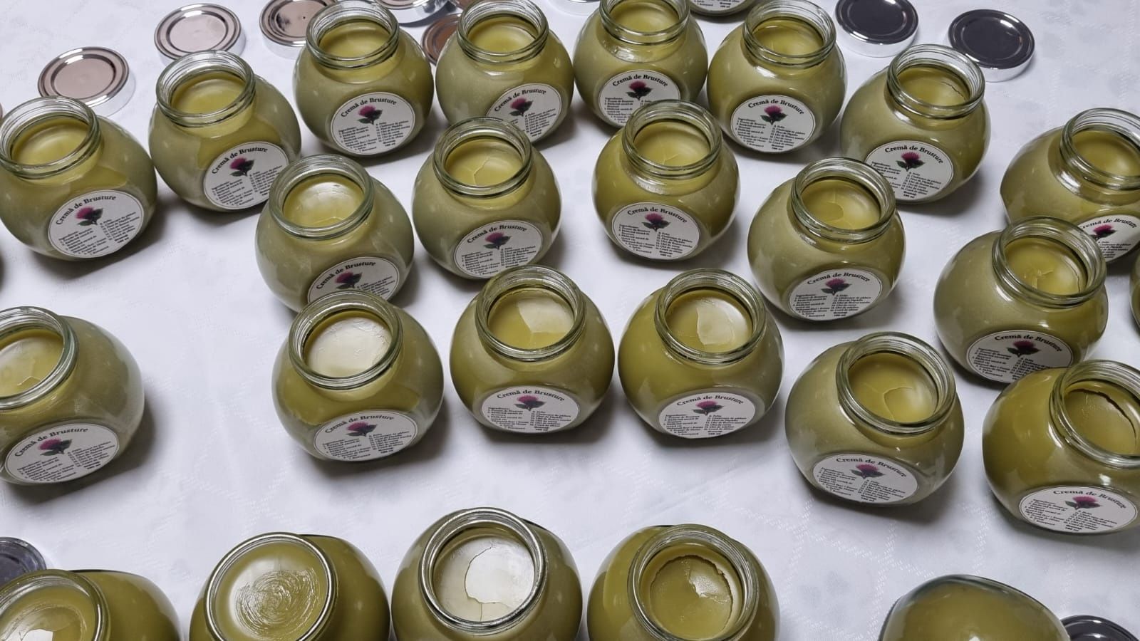 Unguent - Crema - Brusture Tătăneasă Rostopasca Salvie Papadie Pelin