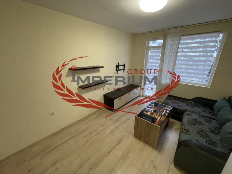 Дава се под наем Двустаен апартамент в Варна, Левски - 60 кв.м за 459 € - Снимка #1