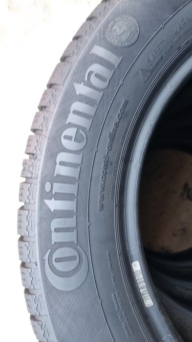 2 sau 4 Anvelope M/S (iarnă) Continental 215 60 R16 Impecabile.