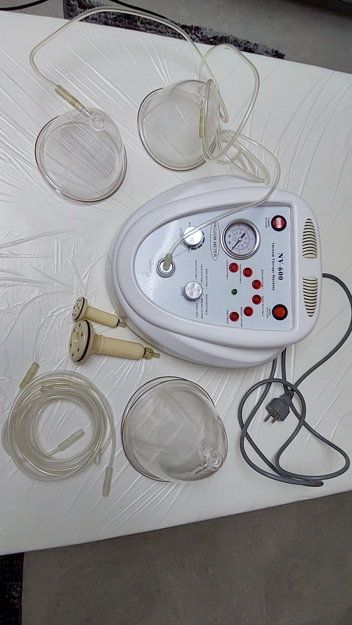 Aparat vacuum NV 600