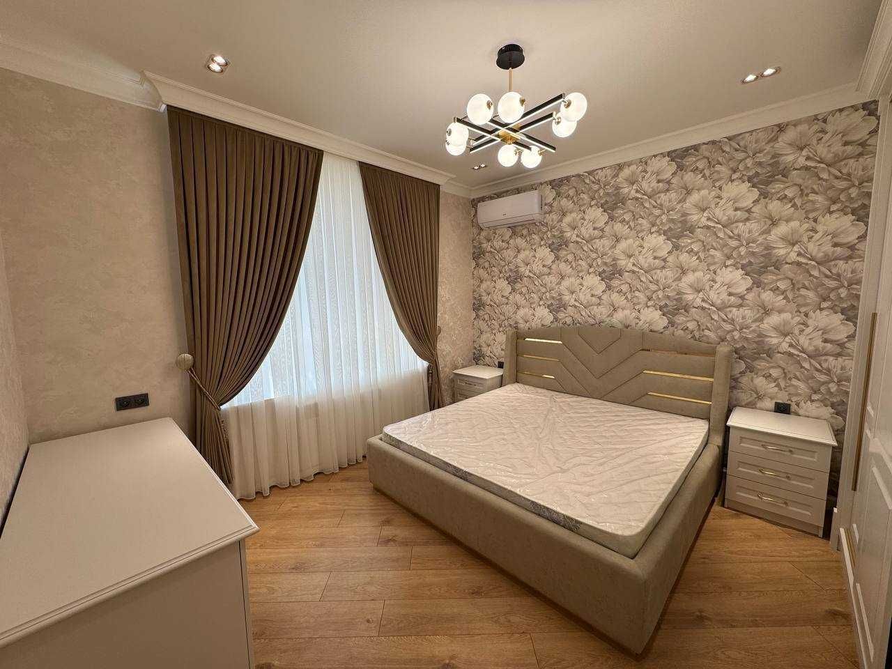 СДАЁТСЯ КВ ПРЕМИУМ Класса 3 ком в ЦЕНТРЕ г. Ул Сайрам 181*