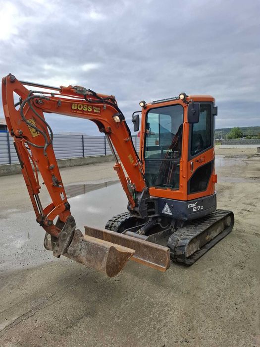 Miniexcavator doosan dx27z