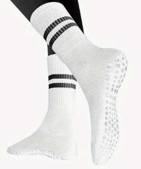 Бели къси чорапи за йога, танци и пилатес