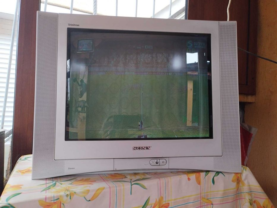 Телевизор  SONY Trinitron