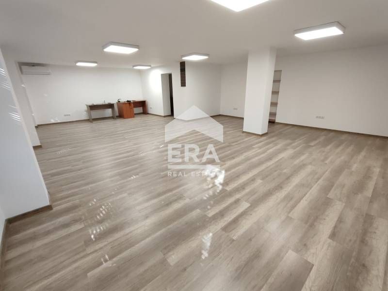 Продава се Офис в Варна, Централна поща - 93 кв.м за 2200 €/кв.м - Снимка #1