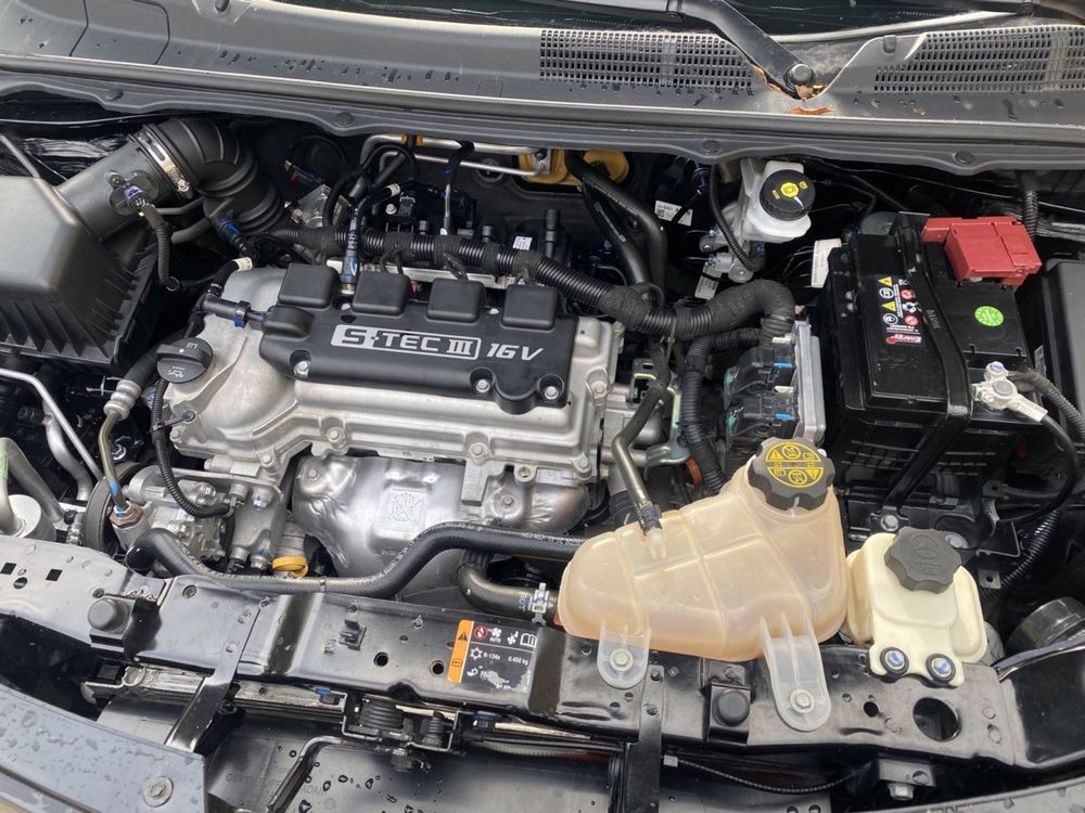 Продается свою чёрний Chevrolet Cobalt 2019 гв механика пробег 29 000