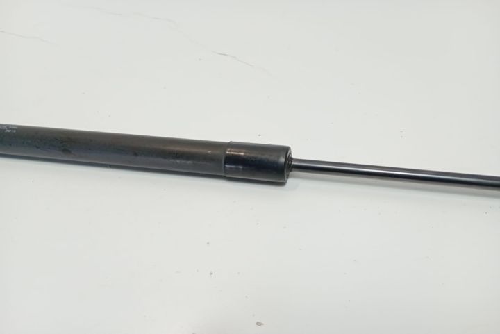 Amortizor capota 654713274R Dacia Logan a 2-a generatie (facelift) se