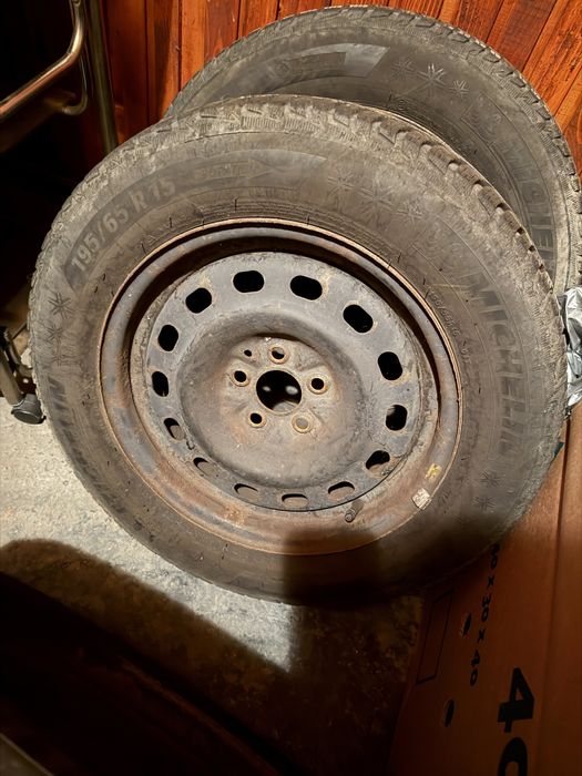 Зимни гуми Michelin 195/65/R15 с джанти за Chrysler PT Cruiser