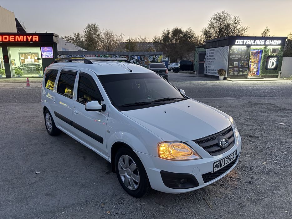 Lada LARGUS сотилади