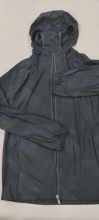 Спортивная кофта