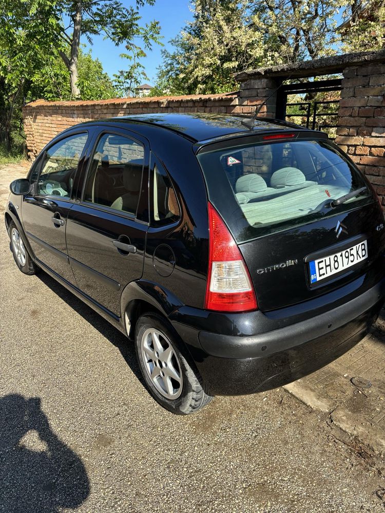 Автомобил Citroen C3