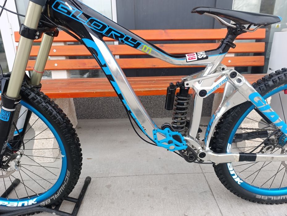 Планински велосипед Мекица GIANT GLORY за скачане. 26/M.