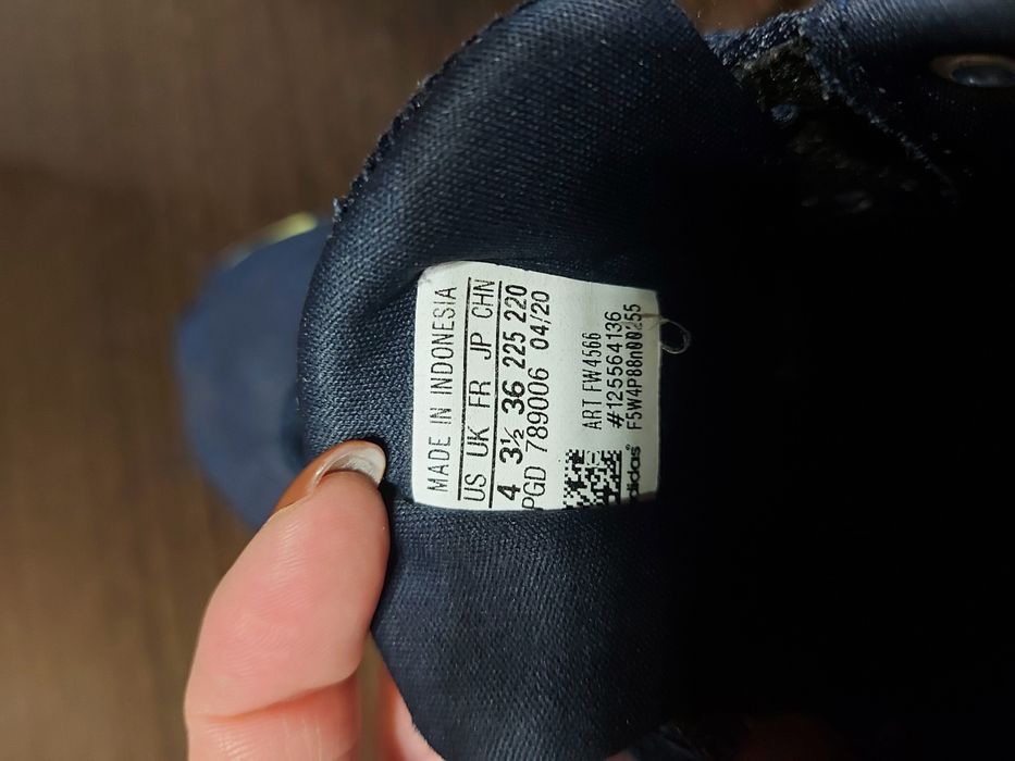 Маратонки Adidas 36 номер