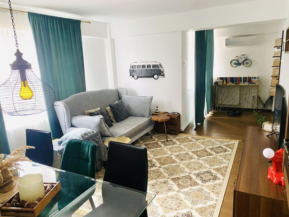 Inchiriez apartament