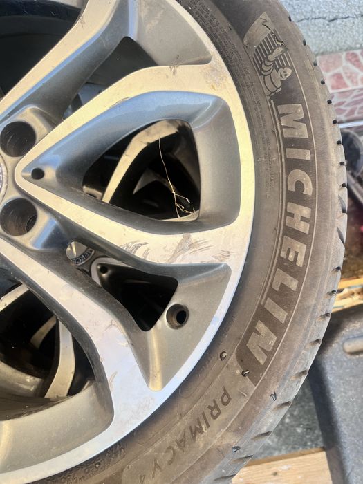 Vând jante mercedes C-Class   și cauciucuri michelin