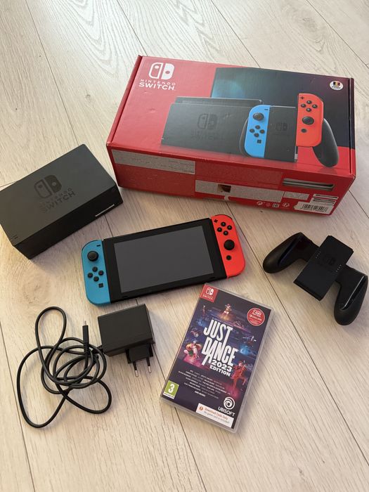 Nintendo Switch + joc Just Dance 2023 – ca nou, cu toate accesoriile