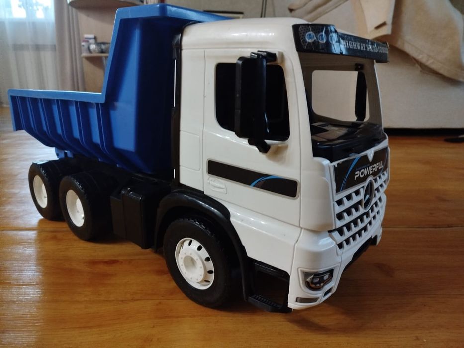Грузовик большой детский