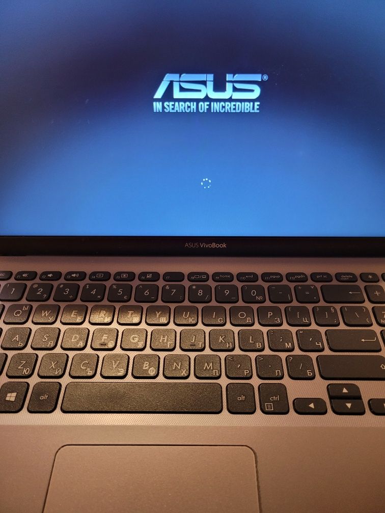 ASUS - i7 8565U - RAM-16GB