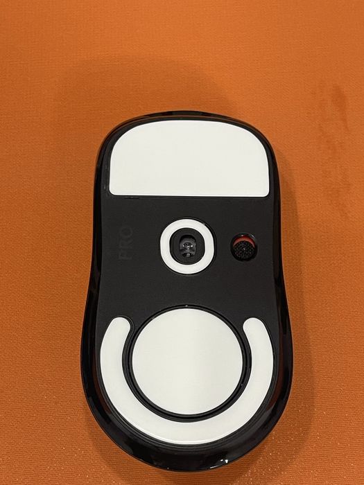 Мышь Logitech G Pro Superlight