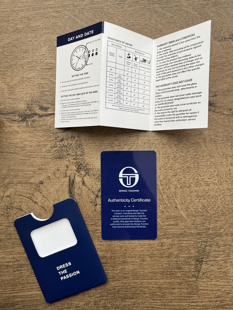 Часовник Sergio Tacchini