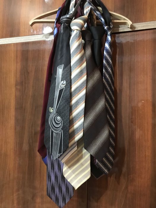 Галстуки разные