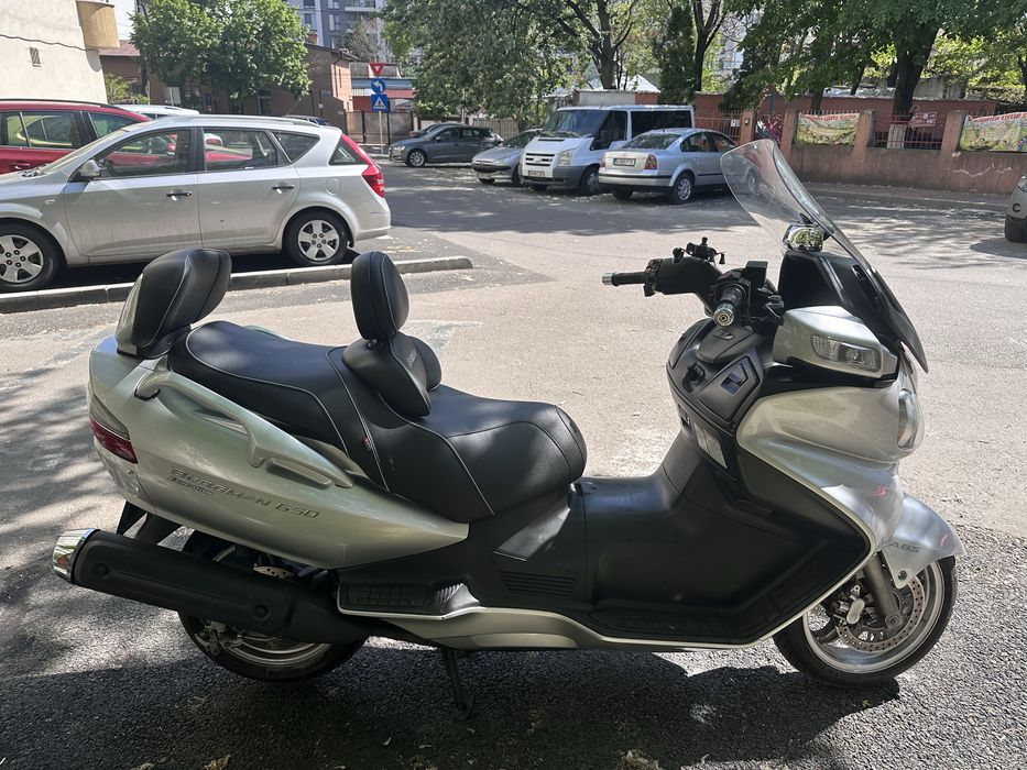Suzuki Burgman 650 Executive in stare excelenta